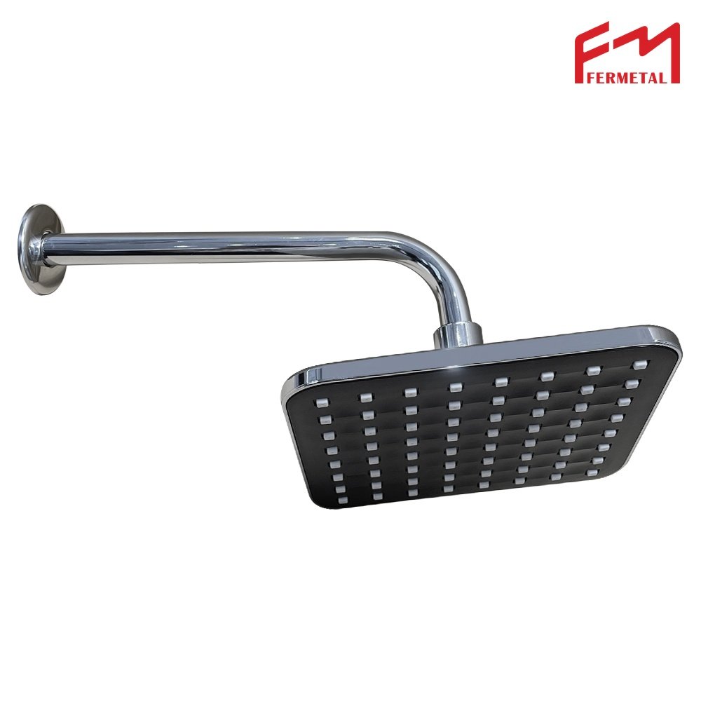 Regadera cuadrada cromada 6" con brazo